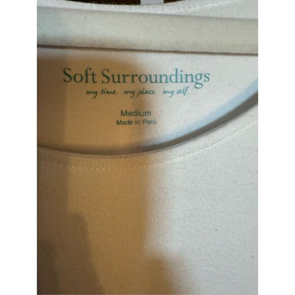 Soft Surroundings Perfect Layers Tiered White Top Long Sleeve Split Back Sz M - Picture 3 of 10